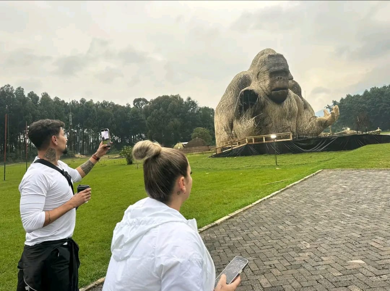 Rwanda & Uganda Wildlife Safari